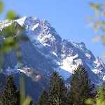 Zum Eibsee 펜션 *