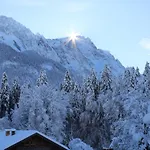 Zum Eibsee 펜션